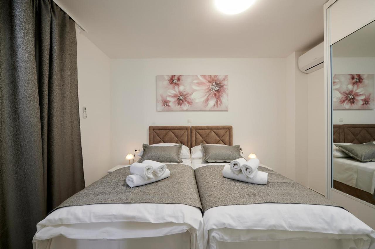 Apartment Gaby 3 Trogir Eksteriør billede